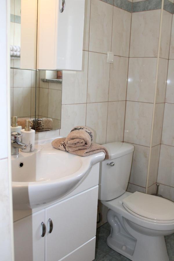 Apartment Noel Sveti Vid-Miholjice Eksteriør bilde